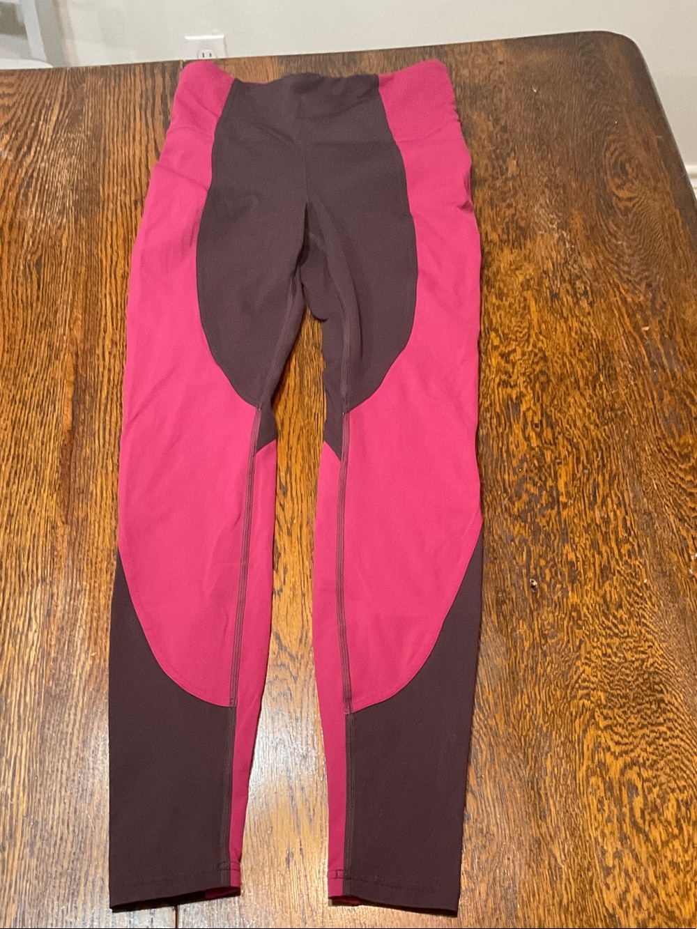 lululemon athletica Two-Tone Performance Leggings in Magenta and Maroon